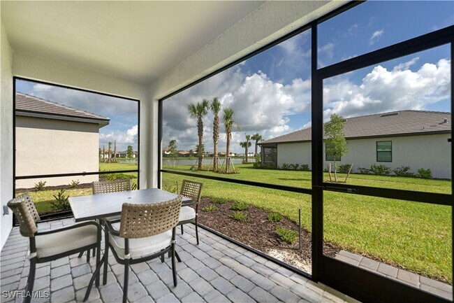 Foto del edificio - 18546 Ives Dr