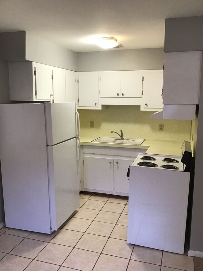 Foto del edificio - 12136 Munbury Dr