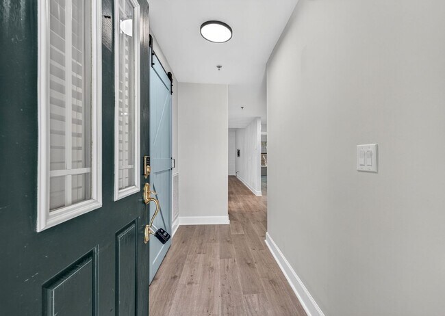 Foto del edificio - Modern Comfort in the Heart of Johns Island