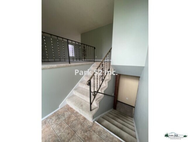 Foto del edificio - 9410 Rock Rd W