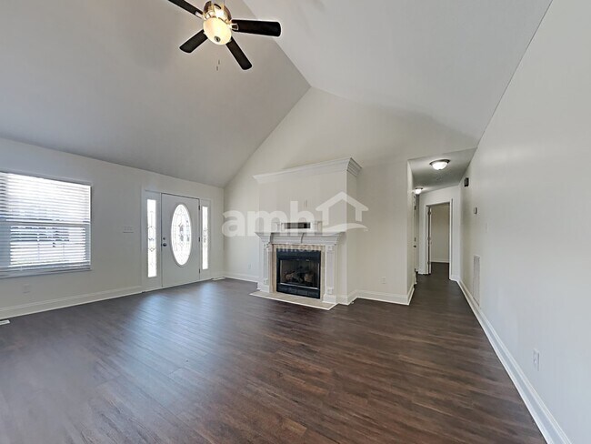 Building Photo - 5412 Singh Ln