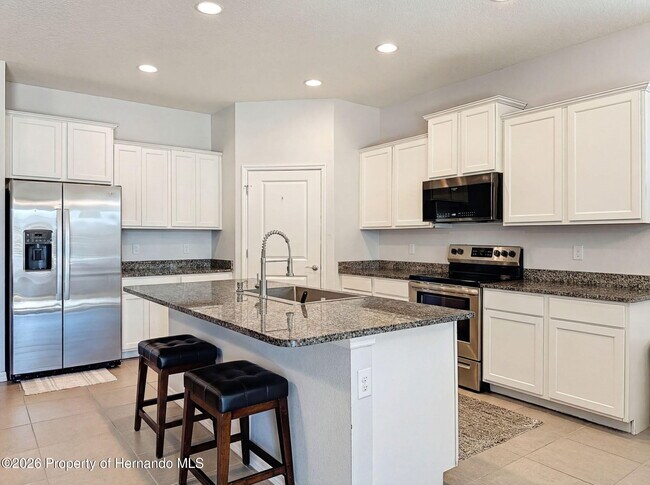 Foto del edificio - 17690 Garsalaso Cir