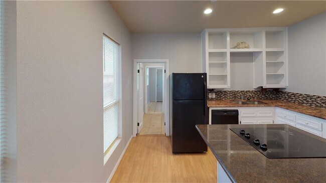 Building Photo - 2428 S 3rd St