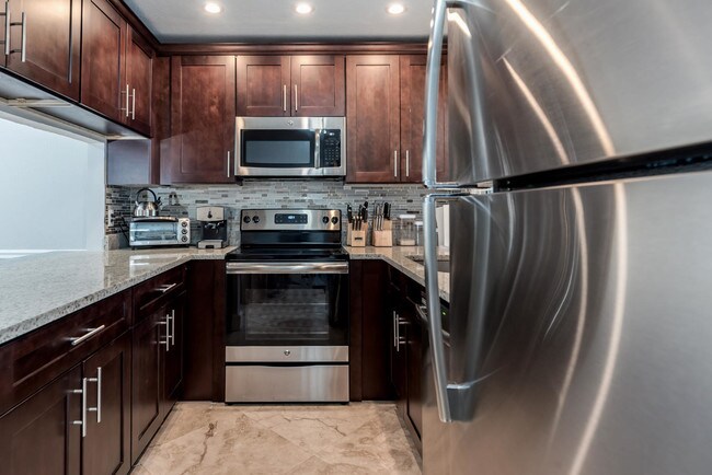 Foto del edificio - 6002  Channel Drive  Greenacres Fl 33463