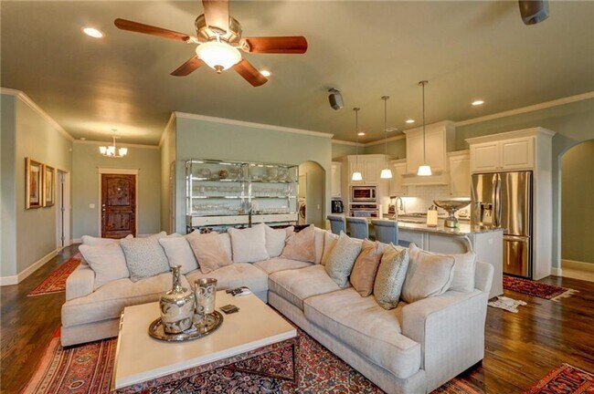 Foto del edificio - Stunning Edmond Home- Regency Pointe-Neigh...