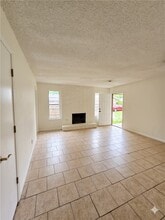 Building Photo - 708 S 23rd St