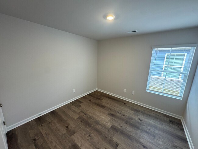 Foto del edificio - *PRE-LEASING* Brand New Three Bedroom | Two Bathroom Home in Cullman