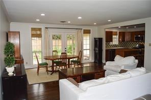 Foto del edificio - 5323 Westminster Dr