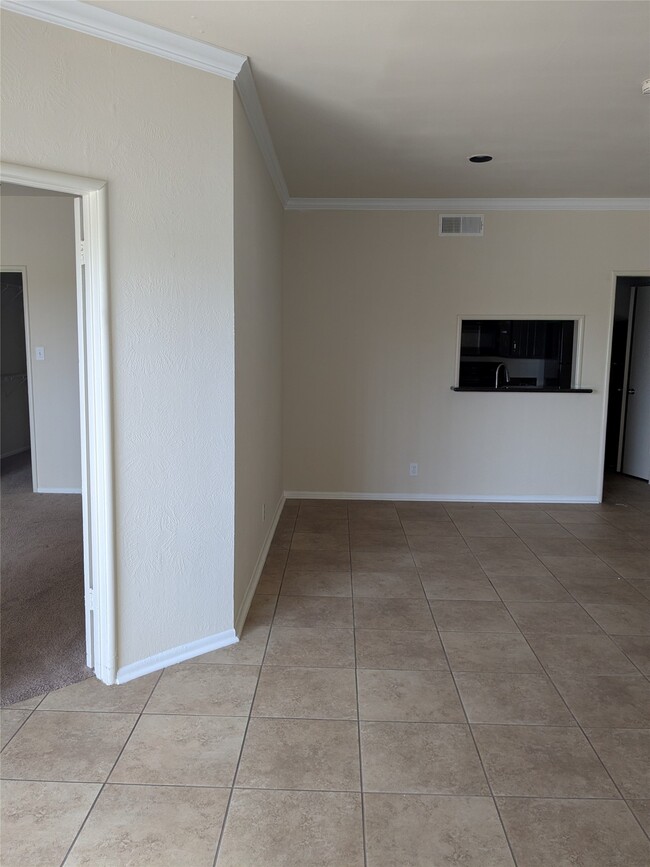 Building Photo - 1306 Marina Bay Dr