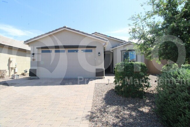 Building Photo - 1687 W Harris Ave