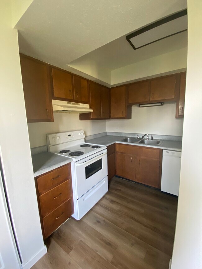 Foto del edificio - Carter West Apartments & Townhouses