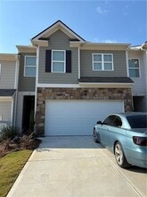 Building Photo - 30 Rustin Rdg