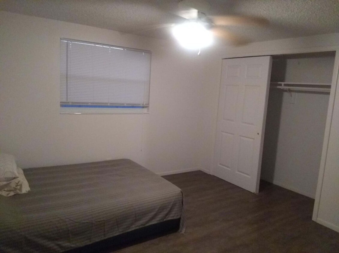 Foto principal - 5320 S Lockwood Ridge Rd