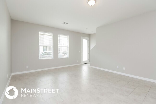 Building Photo - 2000 N 36th St