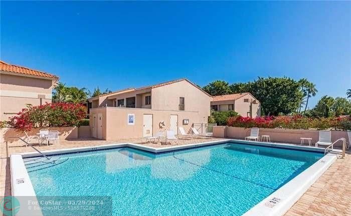 Foto del edificio - 5201 NE 14th Terrace