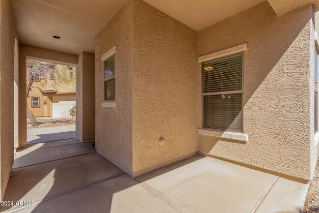 Foto del edificio - 4937 N 108th Ave