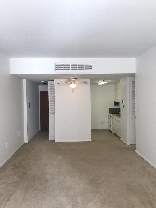 Sala de estar y cocina - 269 S 9th St