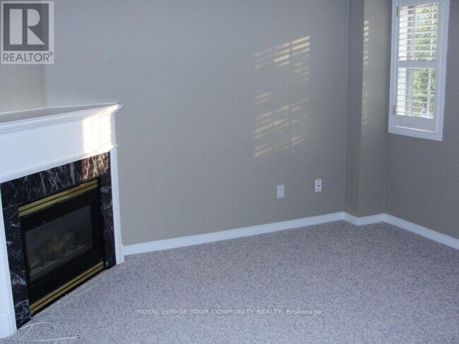 Photo du bâtiment - 9063 Yonge St