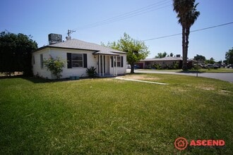 Building Photo - 1241 Castaic Ave