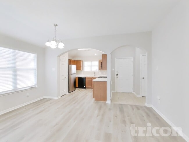 Building Photo - 7402 Deloache Ave