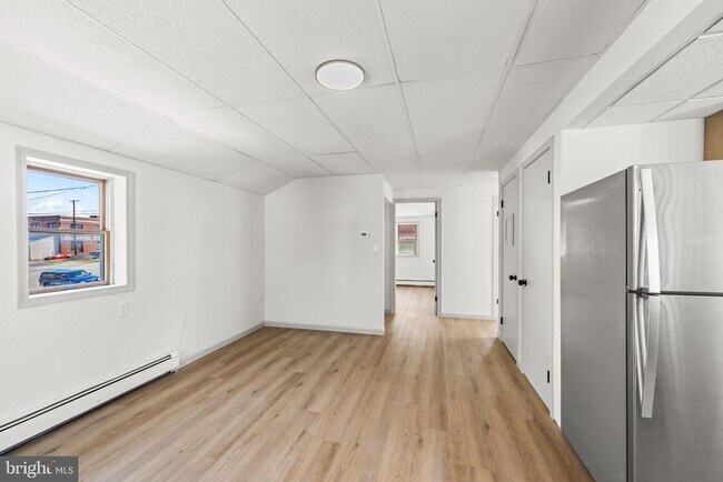 Foto del edificio - 424 Spring St