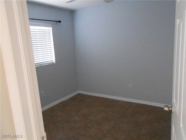 Foto del edificio - 4428 28th St SW