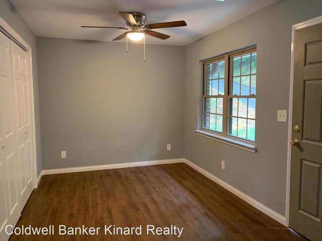 Foto del edificio - 1 br, 1 bath House - 3716 Cliffside Dr Unit 2