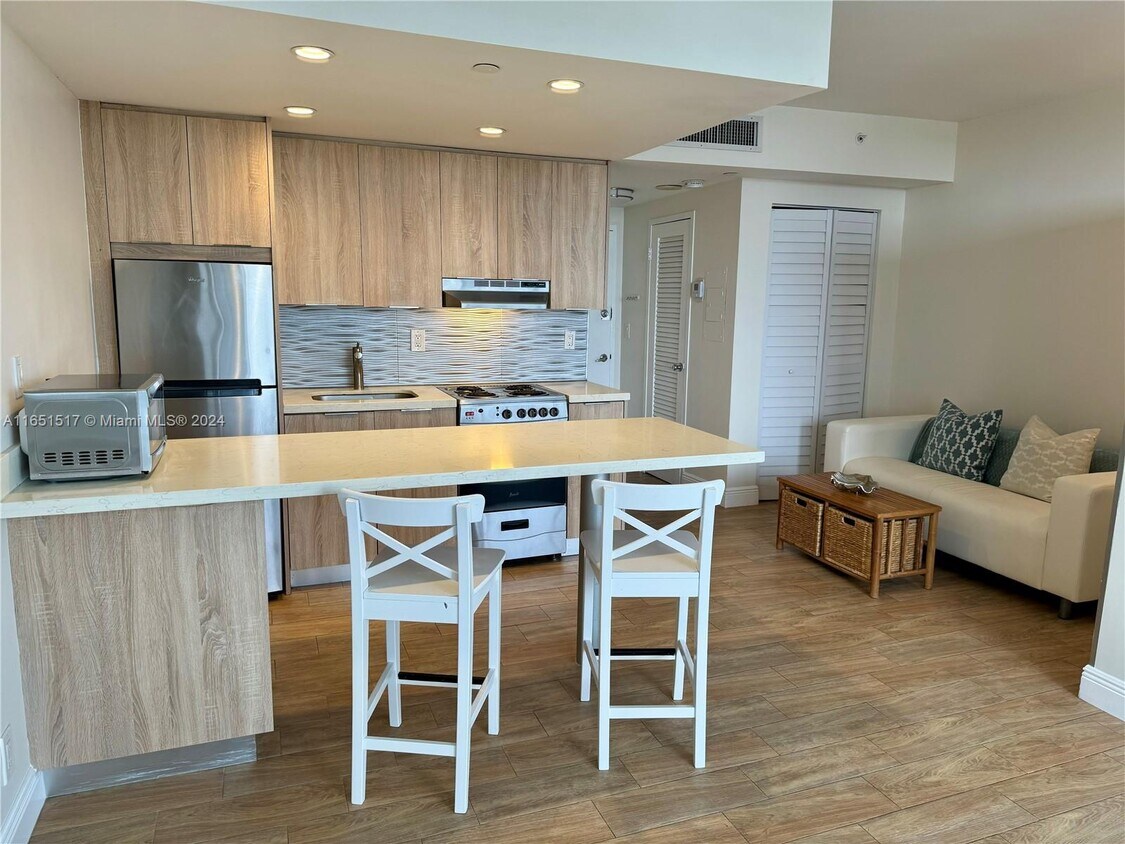 Foto principal - 1720 Harrison St