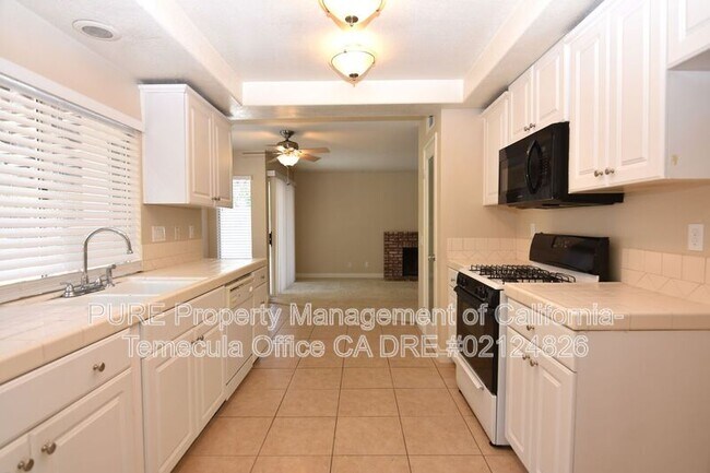 Building Photo - 29762 Vail Brook Dr