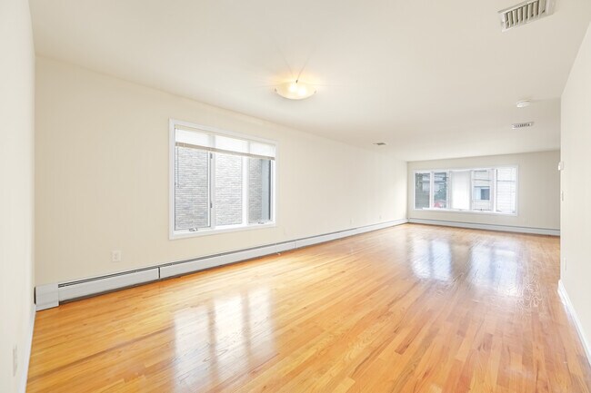 Foto del edificio - 765 West End Ave