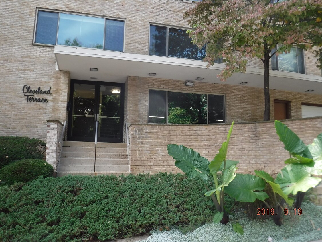 2755 Ordway St NW Unit 204, Washington, DC 20008 Condo for Rent in Washington, DC