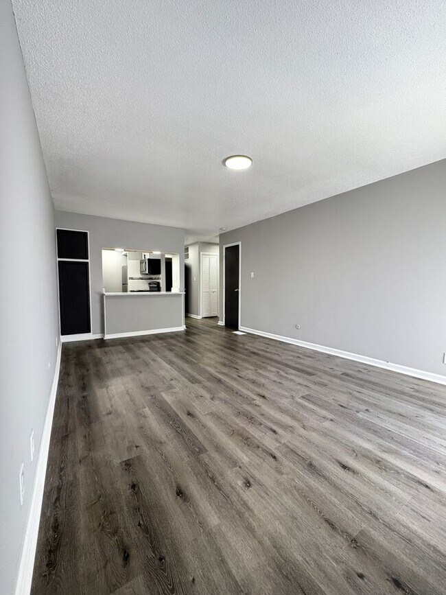 Foto del edificio - Discover Your Perfect Home at Bellagio North Living I in Indianapolis