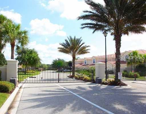 Building Photo - 4484 Streamside Ct
