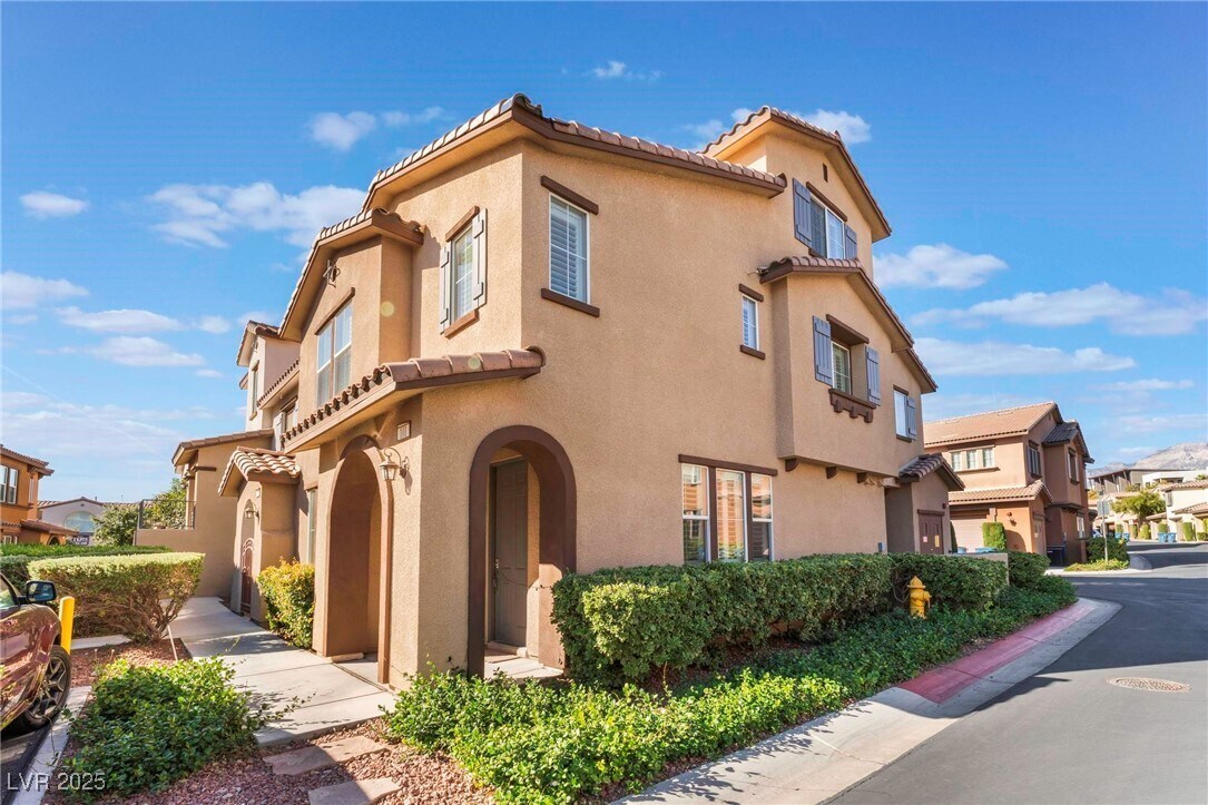 Foto principal - 11386 Belmont Lake Dr
