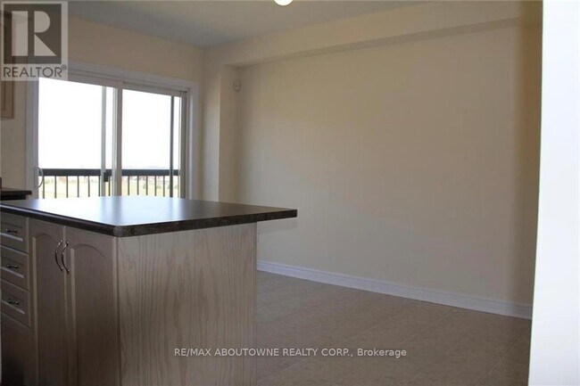 Building Photo - 2178 Fiddlers Way