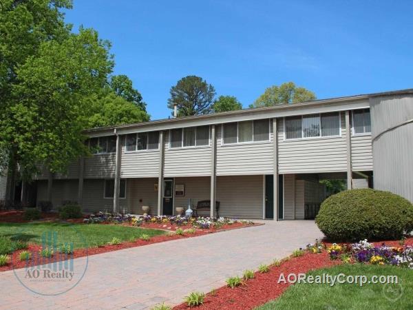 Building Photo - Meadowood Apartments