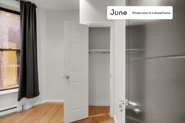 Foto del edificio - Room in Shared 4 bed/2 bath home