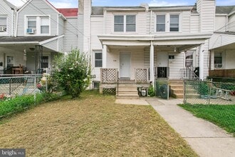 Building Photo - 7158 Radbourne Rd