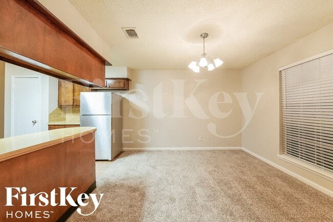 Foto del edificio - 13367 Lake Breeze Ln