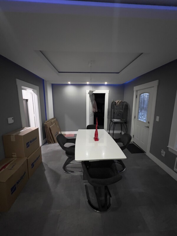 Building Photo - 107 Summer St