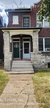 Building Photo - 3700 Bates St
