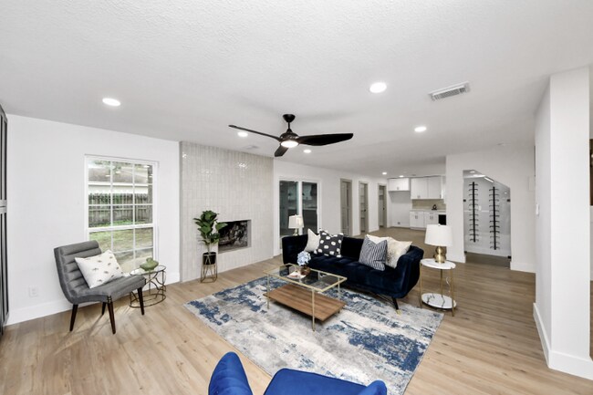 Foto del edificio - 5614 Oakhaven Ln