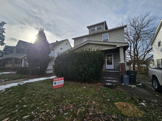 Foto del edificio - 4916 E 85th St