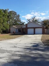 Building Photo - 8349 Forest Oaks Blvd