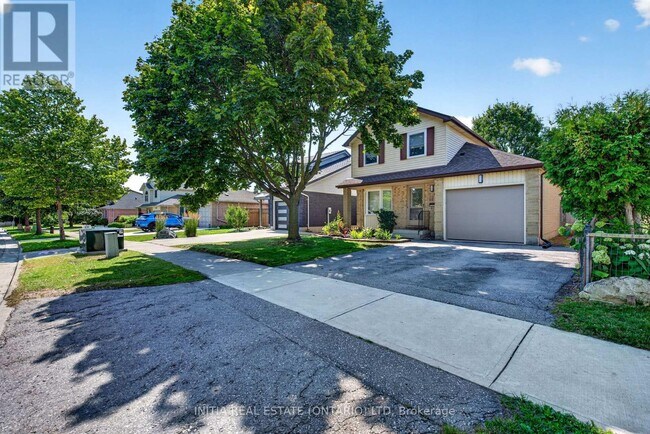 Building Photo - 1111 Aldersbrook Rd