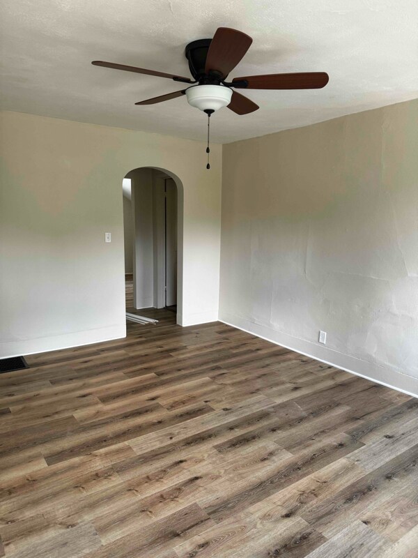 Foto del edificio - 452 N Market St
