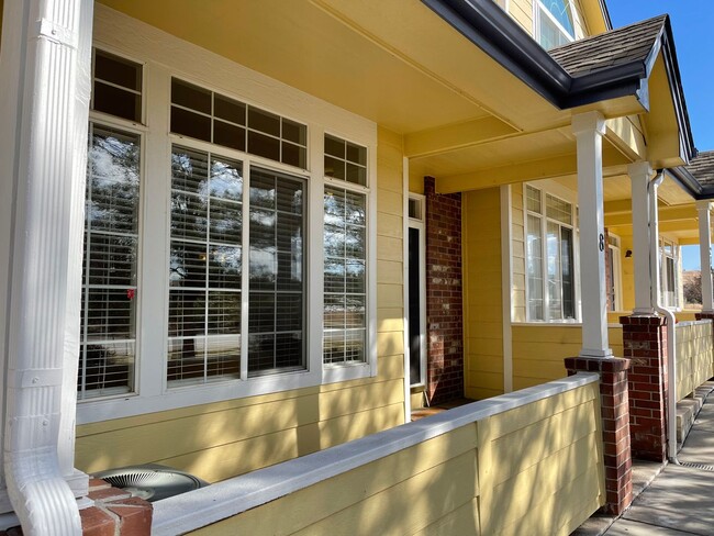 Building Photo - Rock Creek Townhome