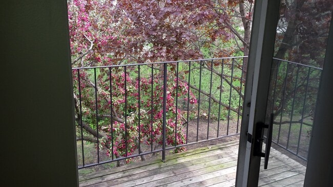 Photo - 116 Gant Cir Apartment