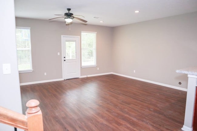 Spacious Living Room - 132 Artesian Way