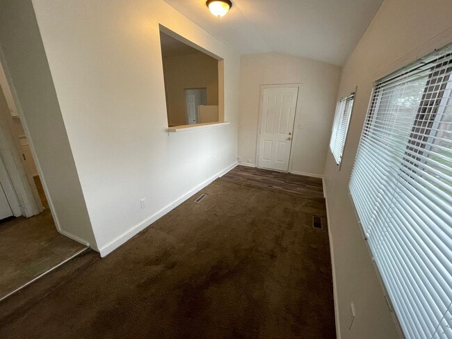 Photo - Market Square Apartments